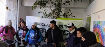 Organizaciones sociales tomaron edificio del gobierno provincial en Roca