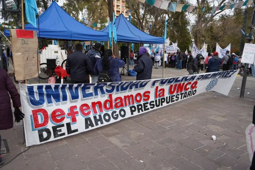 Las universidades patagónicas volvieron a la carga ante la crisis presupuestaria