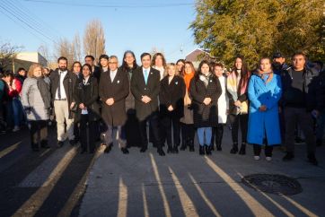 Escándalo en el acto patrio: Grasso apuntó a Vidal por no dejarlo subir al palco oficial