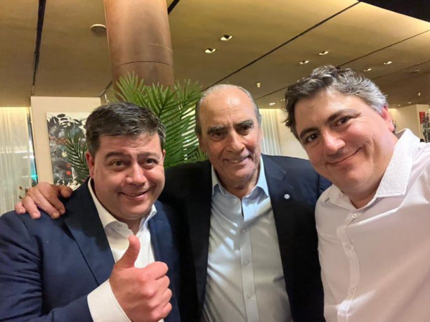 ¿Qué quiso decir? Treffinger felicitó a Francos con una extraña referencia a los hijos