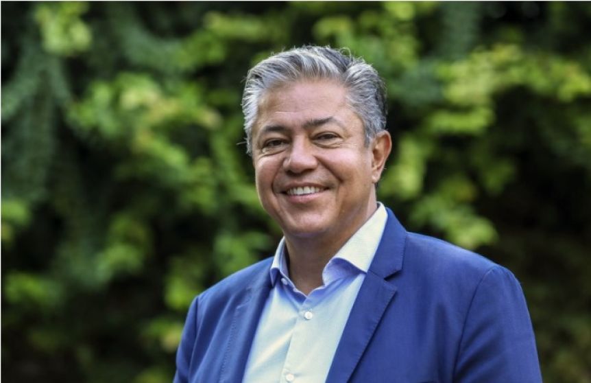 Figueroa mantiene su núcleo duro y consigue