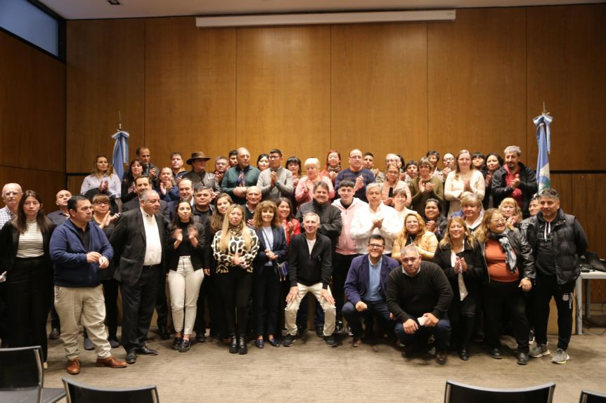 Juntos a la par: Figueroa suma vecinalistas para trabajar con la Provincia