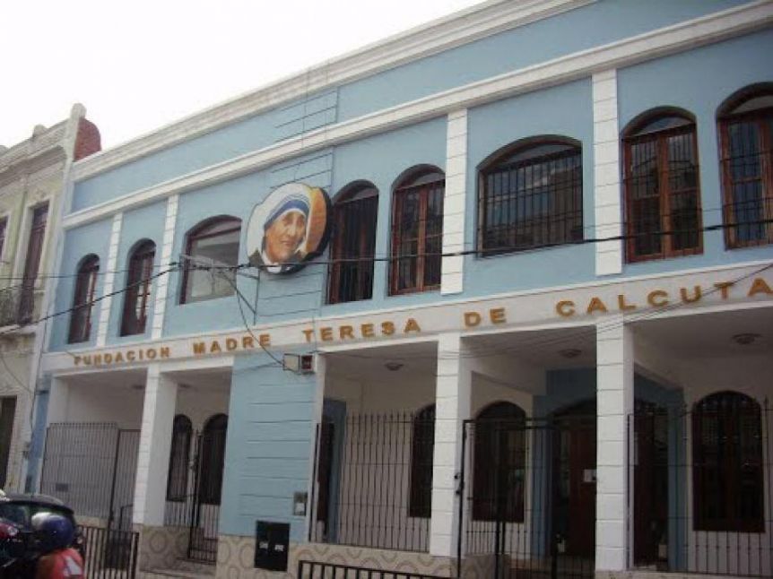 Un colegio expulsó a tres alumnos por llevar una torta con clonazepam