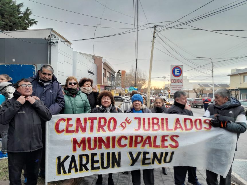 Sube la tensión en la sede de la CSS por el recorte en los medicamentos