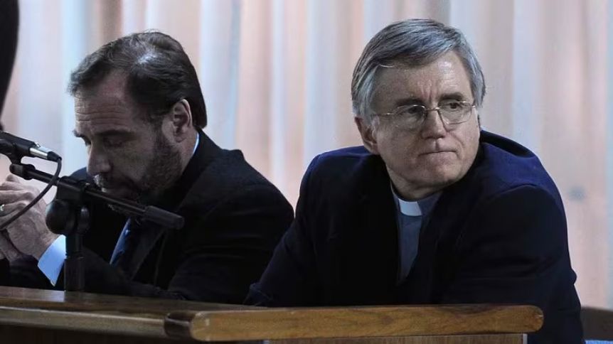 Polémico: el padre Grassi pidió la libertad anticipada