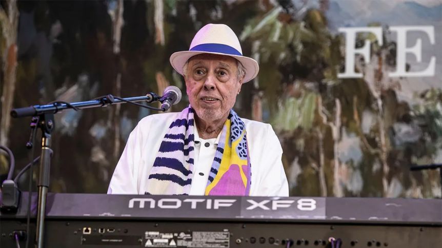 Profundo pesar por el fallecimiento de Sergio Mendes, el rey de la bossanova