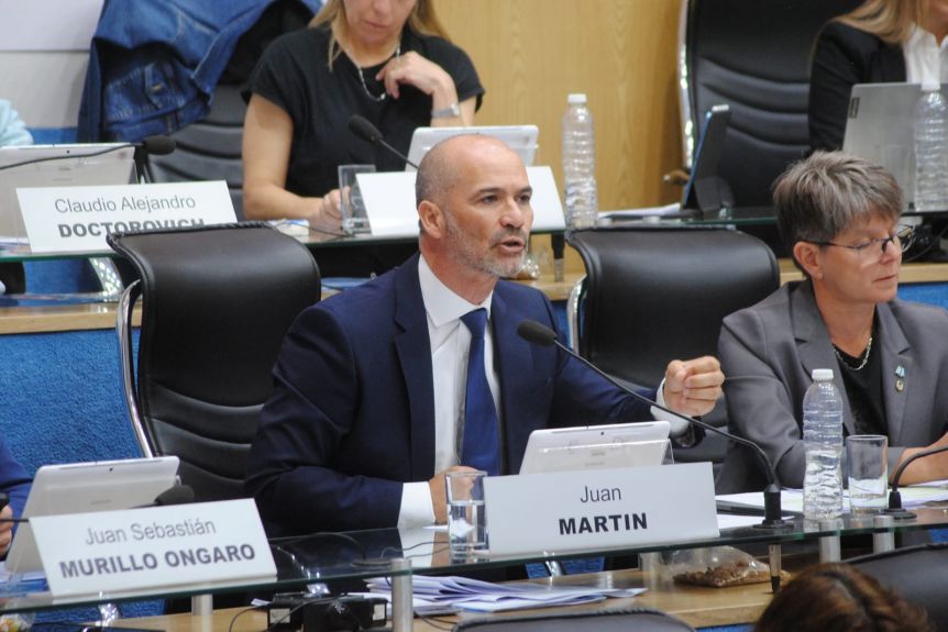 En el PRO redoblaron la apuesta y piden que UNTER pague por los daños en la Legislatura