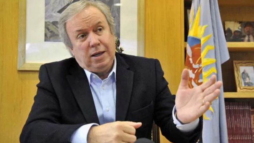 Otro portazo: Peralta renunció al bloque y se quiebra la bancada peronista
