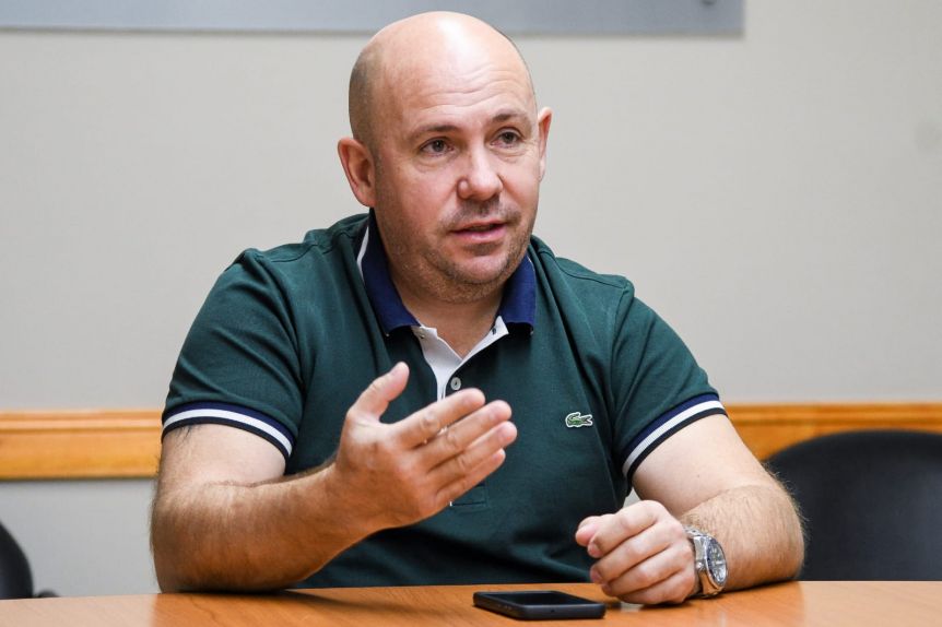 Sastre manifestó su preocupación por la venta de terrenos que anunció Nación