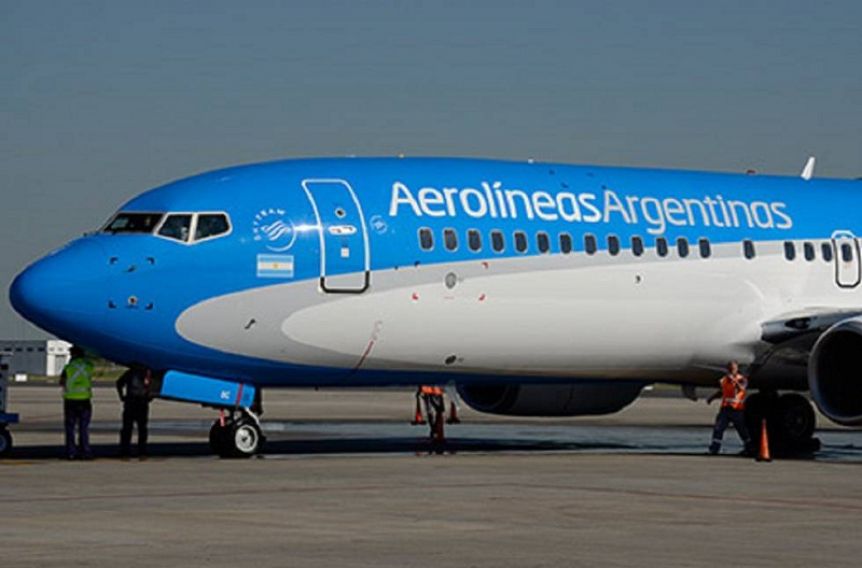 Tenso cruce entre Grasso y Reyes por la privatización de Aerolíneas Argentinas