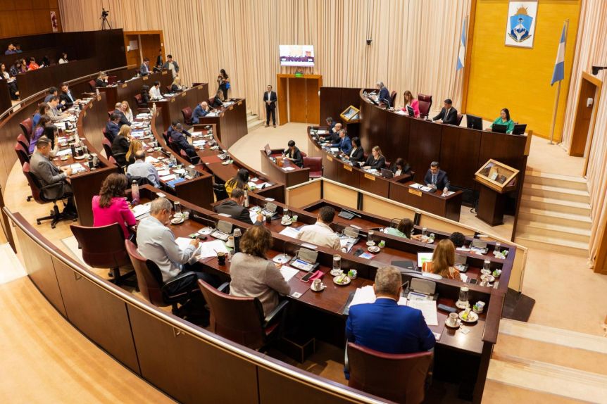La Legislatura dio luz verde al uso de armas menos letales para la Policía