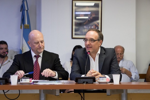 Doñate radicará una denuncia penal contra Aranguren