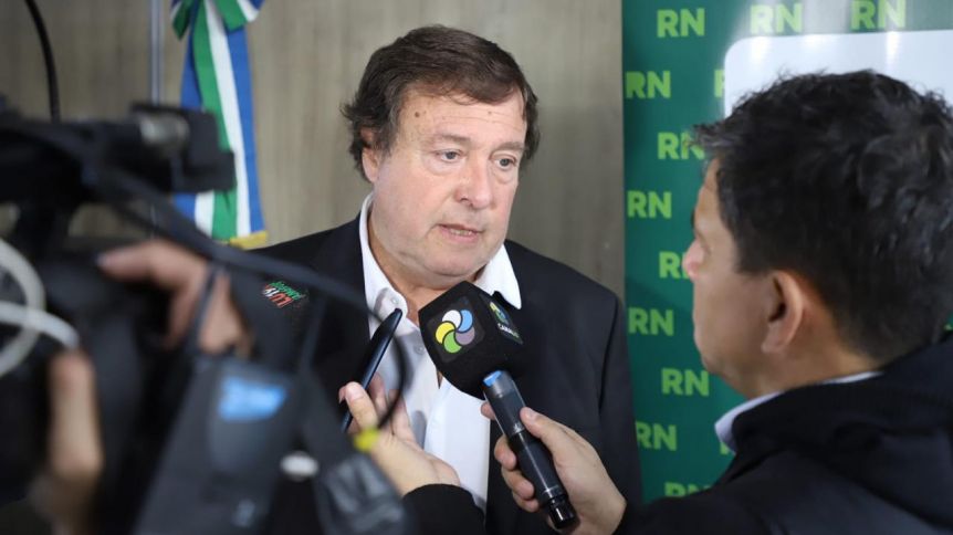 Weretilneck confirmó que el aguinaldo para estatales llegará antes de Navidad