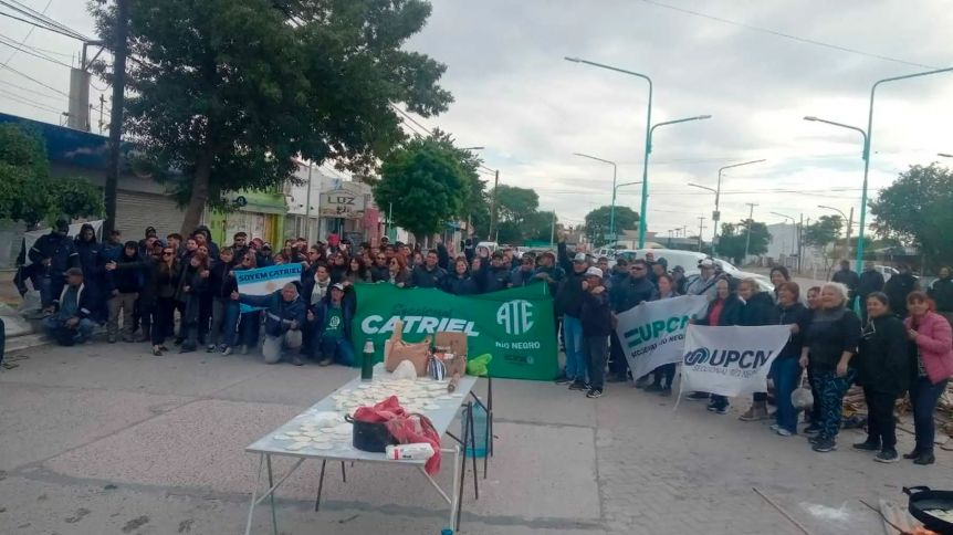 Nada de noche de paz: el Ejecutivo y la intendenta de Catriel se sacan chispa