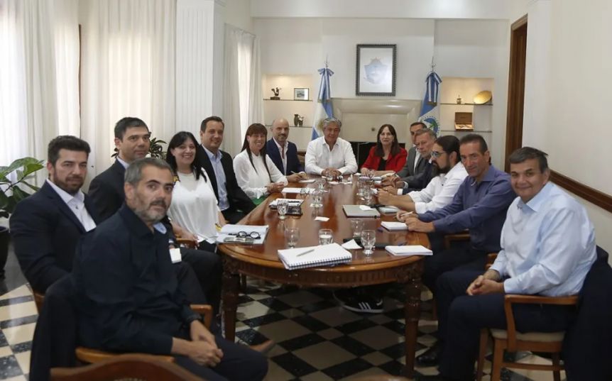 Figueroa reunió a su tropa para delinear los objetivos de la primera parte del año