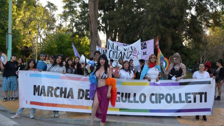 Marcha federal LGTB+: se llevaron a cabo múltiples concentraciones en el sur