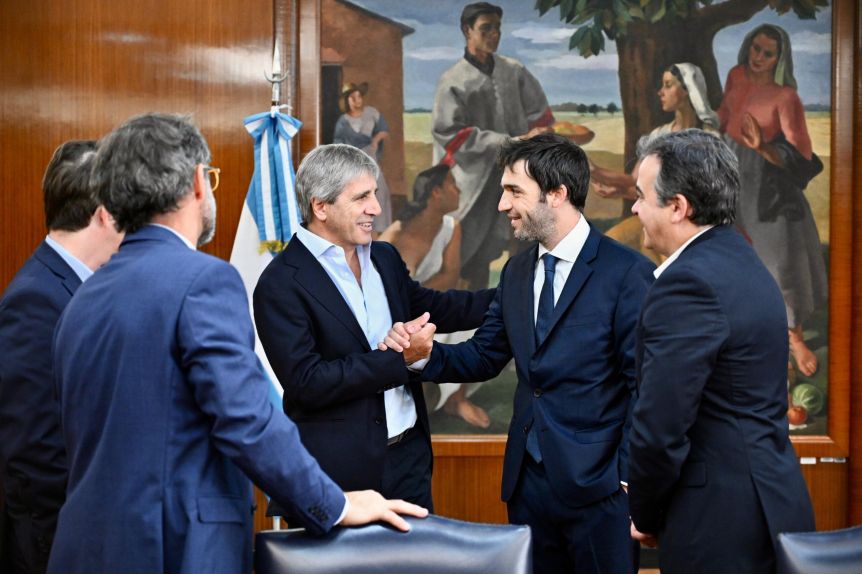 Chubut oficializó su adhesión al acuerdo de desendeudamiento con Nación