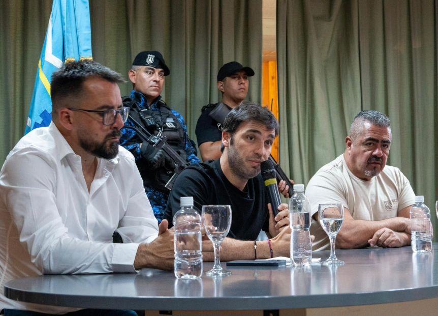 Esquel declaró el estado de alerta ambiental tras los nuevos focos del incendio