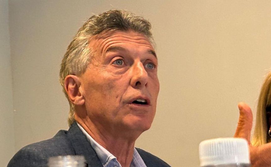Macri toma distancia de Milei y apunta directamente al entorno presidencial por “descuidarlo”