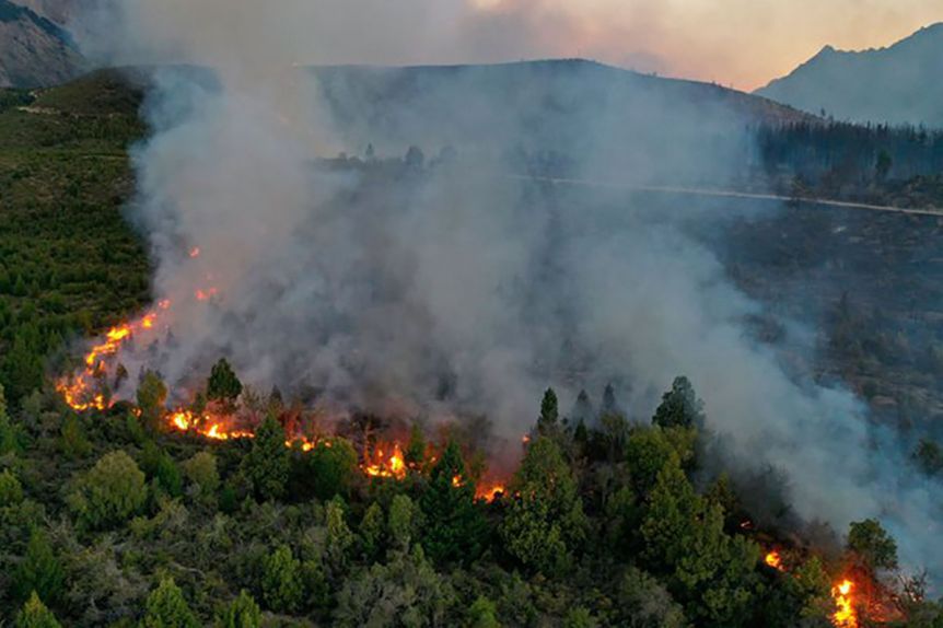 Provincia oficializó la asistencia financiera para los damnificados por los incendios