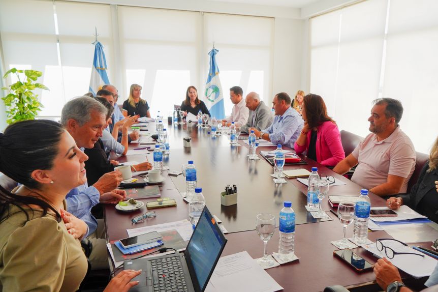La Legislatura pone primera, “despeja X” y abre el camino para el discurso de Figueroa