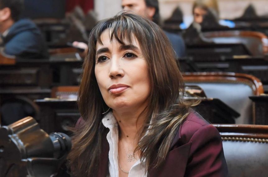 La UCR reiteró al reclamo por el manejo de los 600 millones de dólares que la Provincia recibió en los 90
