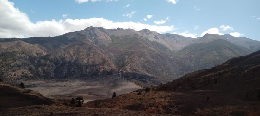 A la espera de lluvias, los incendios en la cordillera ya están contenidos