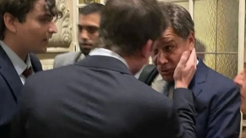 “Urgente investigación”: Facundo Manes denunció a Santiago Caputo