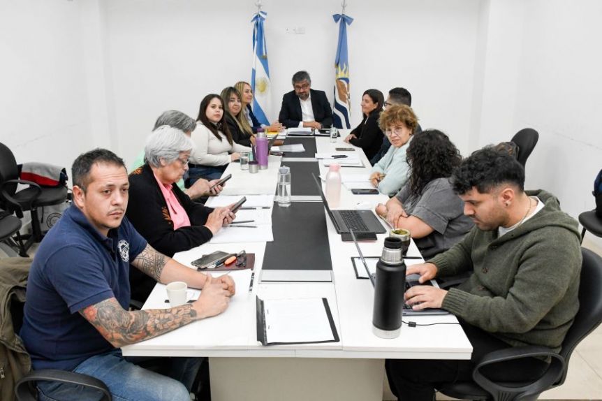 Los gremios docentes volvieron a rechazar la oferta de Provincia y el paro sigue en pie