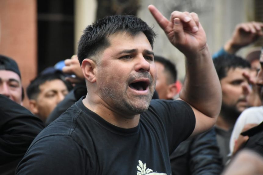 Ordenan la detención del dirigente de la UOCRA, Iván Tobar