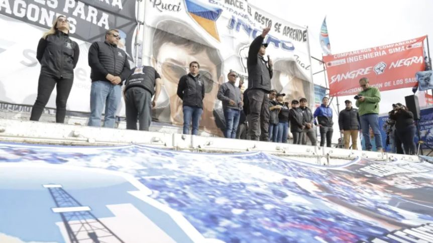 Tensión en Vaca Muerta: los petroleros van a paro y advierten a las empresas