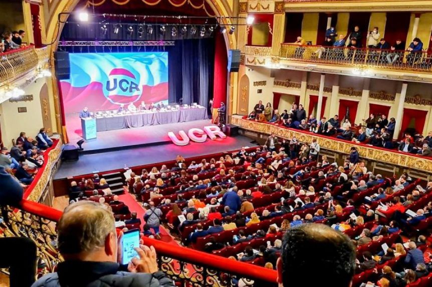 Se suspende el plenario de la UCR