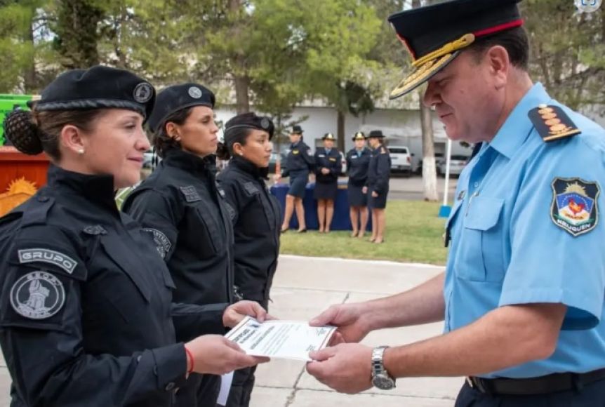 Neuquén tiene su primer grupo de infantería compuesto por mujeres