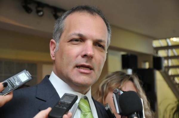 Denunciaron penalmente a Buzzi