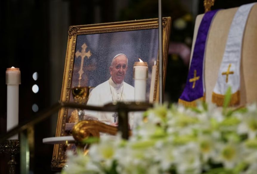 Chubut y Santa Cruz decretaron 7 días de duelo por la muerte del Papa