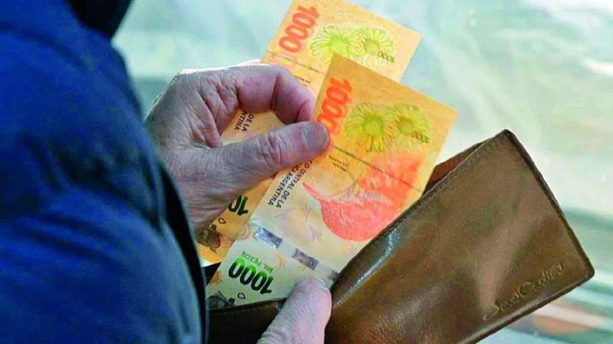 En la antesala del Día del Trabajador, el Gobierno convocó al Consejo del Salario a una reunión