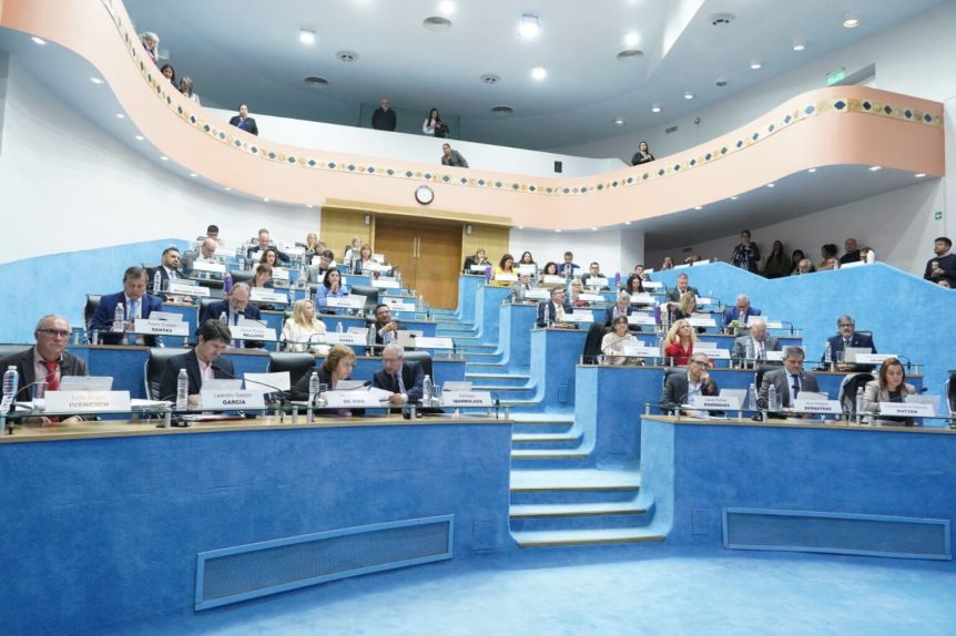 Pleno legislativo: acuerdo por Vaca Muerta Sur y prórroga de concesión hidrocarburífera