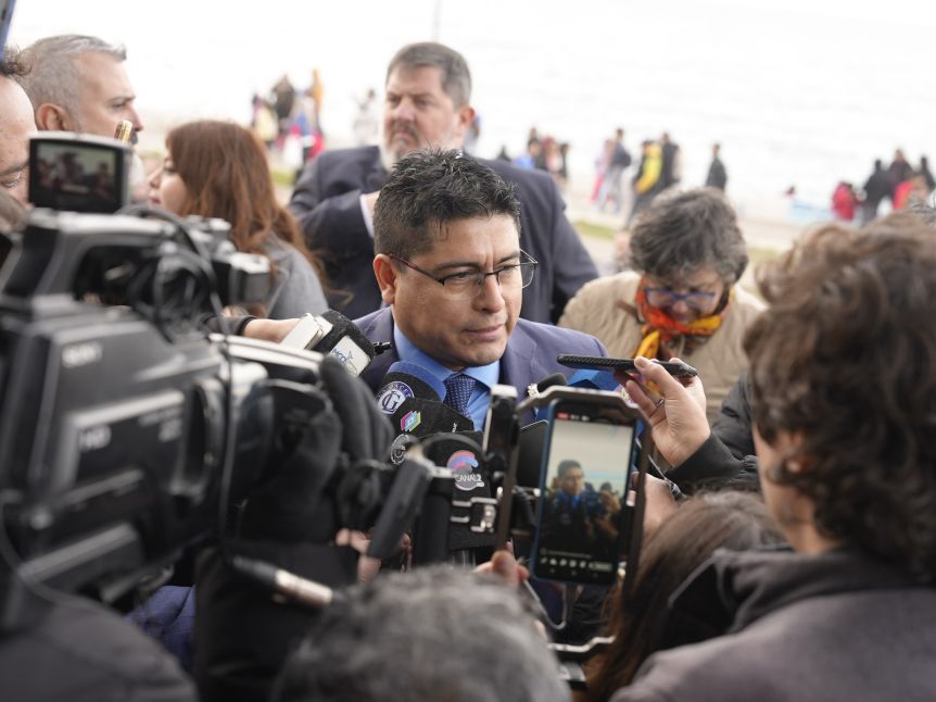 Vidal aseguró que el pago del medio aguinaldo está garantizado