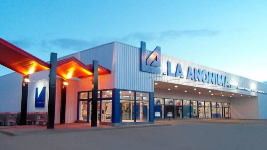 Una cadena de supermercados del interior, en crisis por la caída del consumo