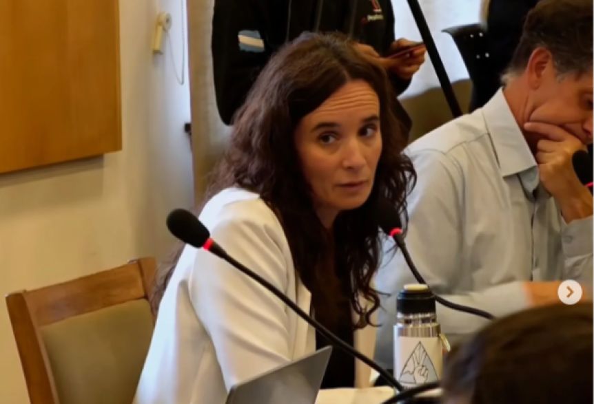 Wallace presentó un recurso de revocatoria para frenar el referéndum de Cortés