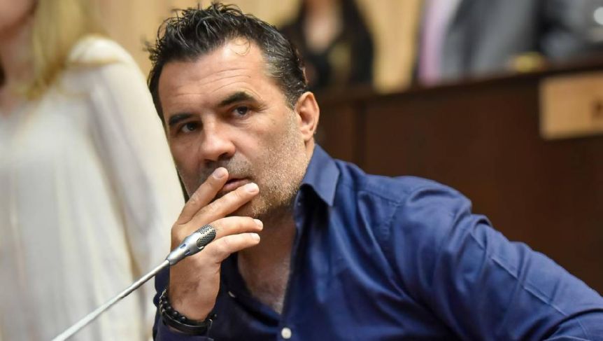 Estallido peronista: Darío Martínez renunció a la presidencia del PJ y no será candidato