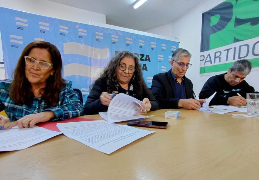El peronismo juntó los pedazos tras el estallido y constituyó Fuerza Patria