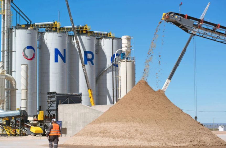 NRG y Camioneros buscan avanzar en un acuerdo para saldar la deuda con los trabajadores