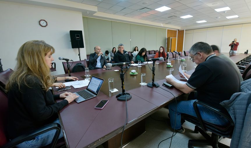 Acefalia en el Parlamento Patagónico: desde Neuquén quieren volver a sesionar