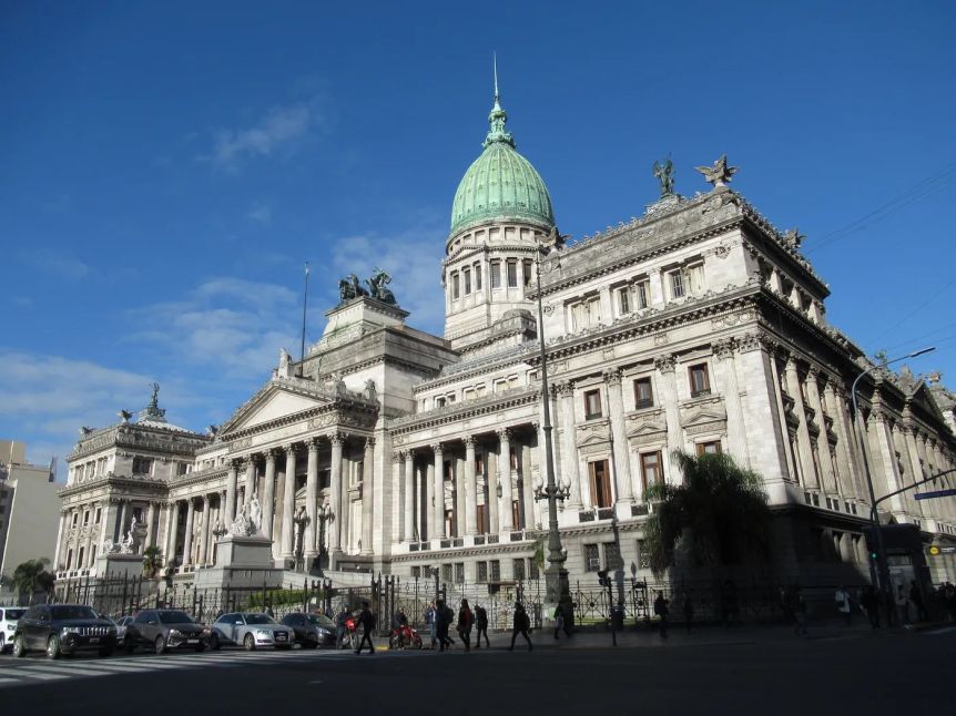 El Congreso trata los proyectos de los gobernadores por los fondos