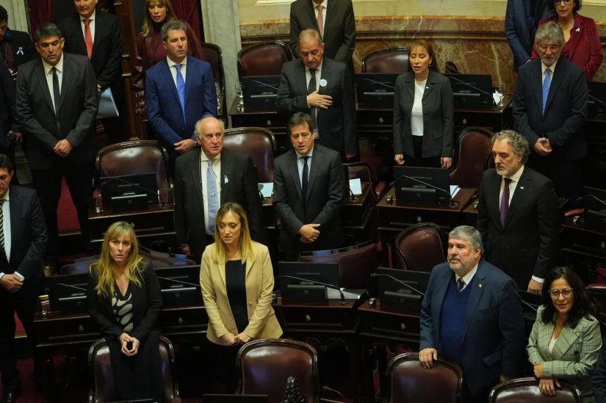 Nuevo revés legislativo para Milei: el Senado le volteó varios decretos y va por más