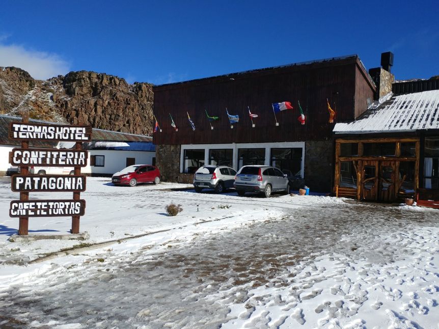 Cuáles son las cuatro firmas en carrera para quedarse con el Hotel Termas de Copahue