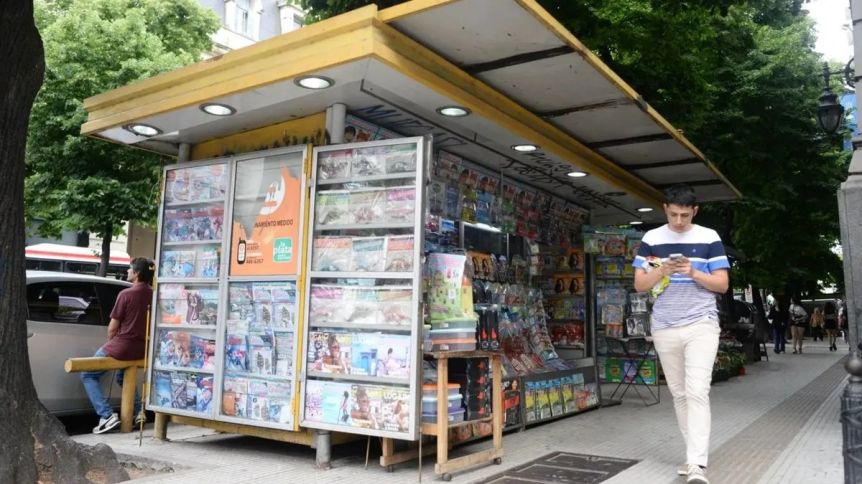Los puestos de diarios prestarán servicios de correo: qué documentación podrán entregar