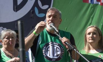 Tras la derrota, Milei ensaya una respuesta, pero no convence a la oposición