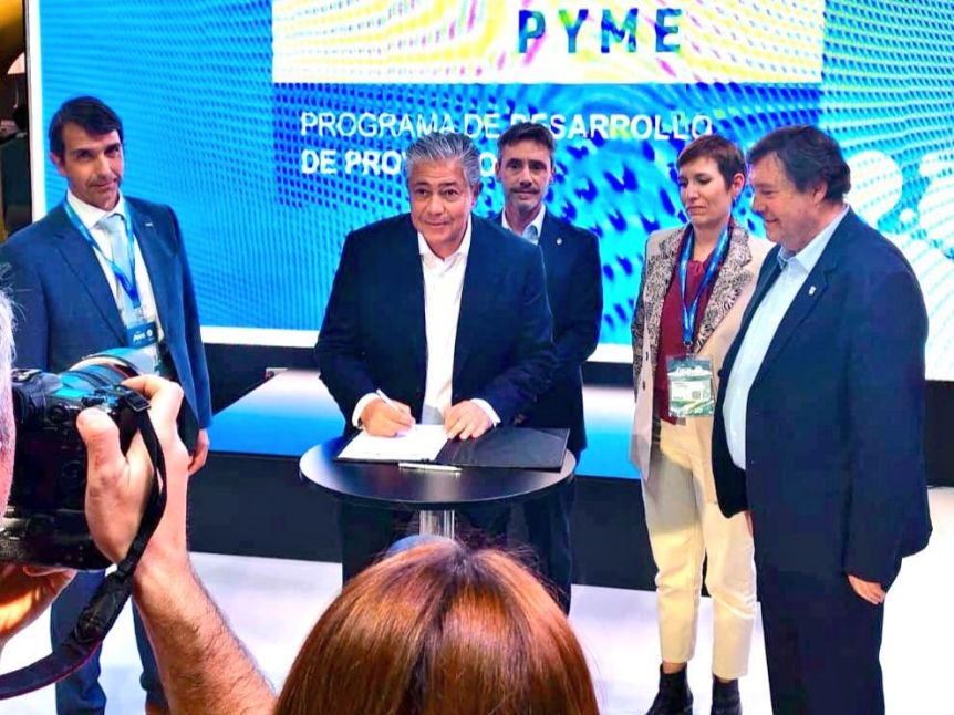 Junto a YPF y el CFI, Neuquén firmó un acuerdo para fortalecer pymes en Vaca Muerta